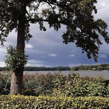 Bungalow Idylle Am See Neuruppin Luaran gambar